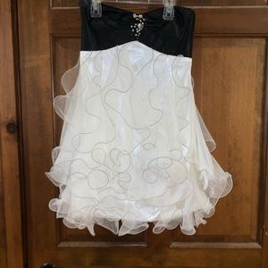 Strapless Formal Dress